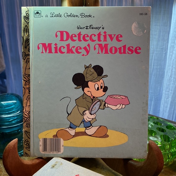 5 kids books Walt Disney’s Detective Mickey Mouse - Picture 3 of 12
